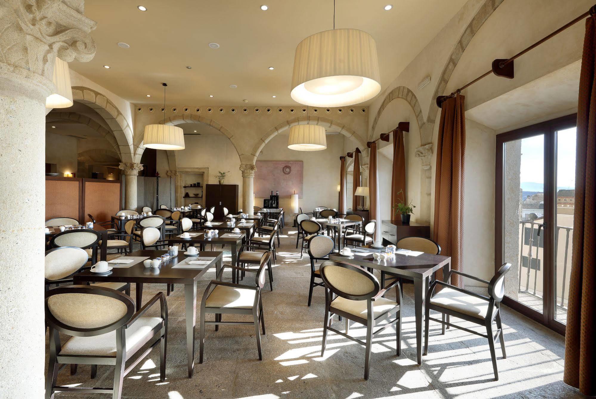 טרוחיו Eurostars Palacio De Santa Marta מראה חיצוני תמונה